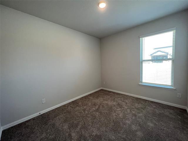 Building Photo - 717 Parkside Dr