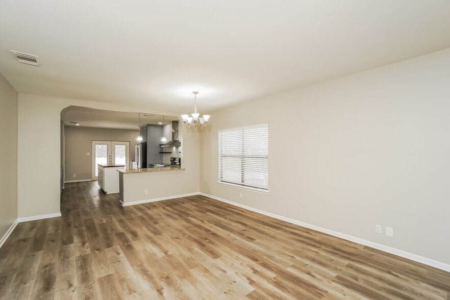 Building Photo - 3438 Maitland