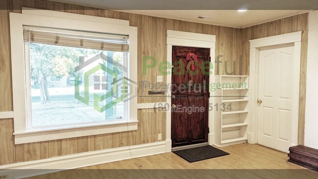 Building Photo - 1019 22nd St