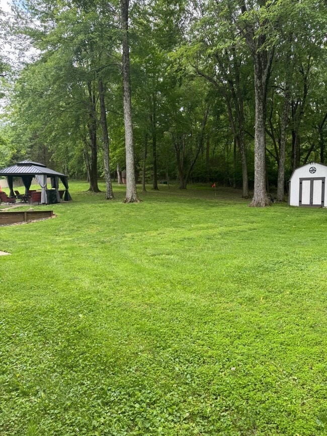 Building Photo - 455 S Sled Run