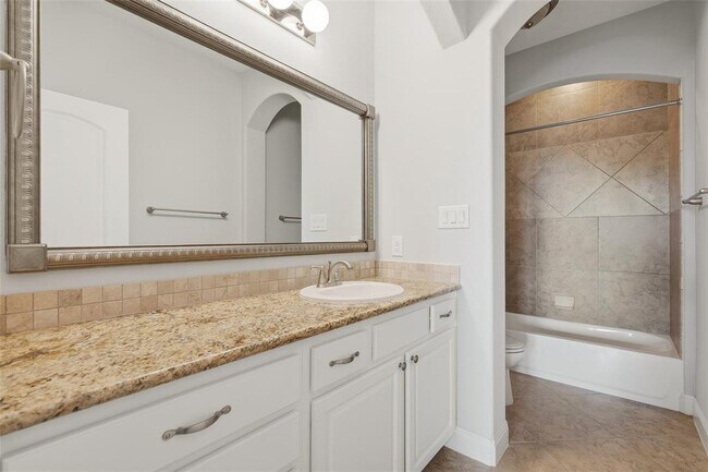 Building Photo - 17813 Kingfisher Ridge Dr