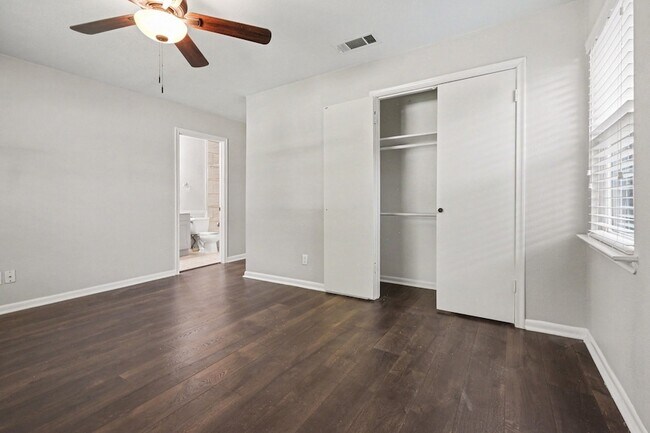 Building Photo - 13216 Meandering Way