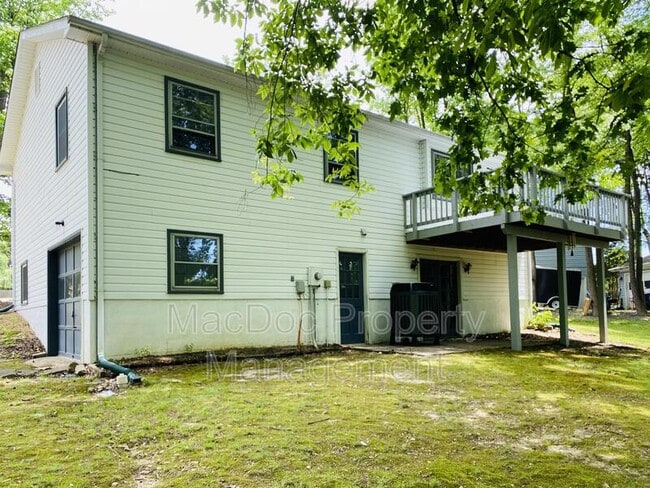 Building Photo - 12202 McClain St