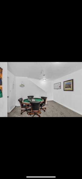 Building Photo - 1277 W Las Hurdes Dr