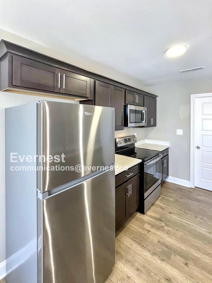 Building Photo - 142 Ardell Dr