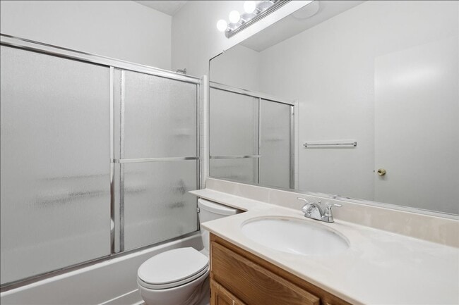 Building Photo - 9386 Laguna Pointe Way