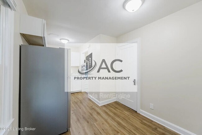 Building Photo - 4405 S 2nd St