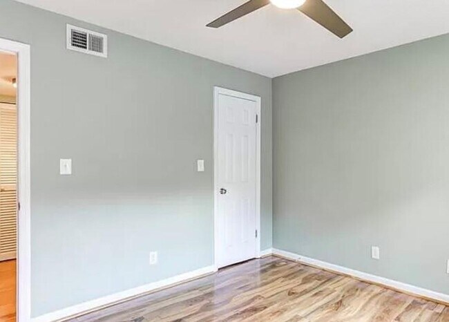 Building Photo - 1468 Briarwood Rd NE