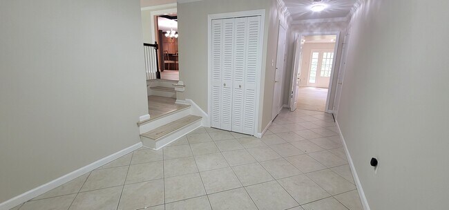 Building Photo - 12812 Bluet Ln
