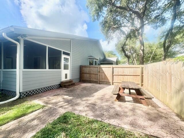 Building Photo - 708 Caribbean Way