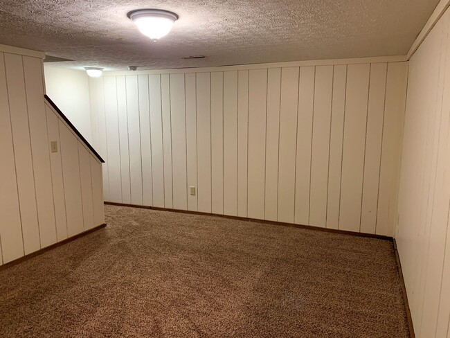 Building Photo - 5852 Aqua Bay Dr