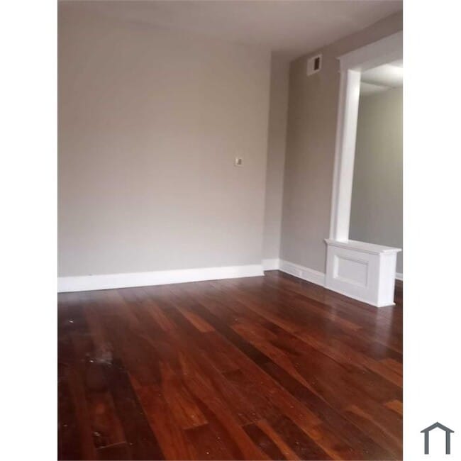Building Photo - 600 Linnard St