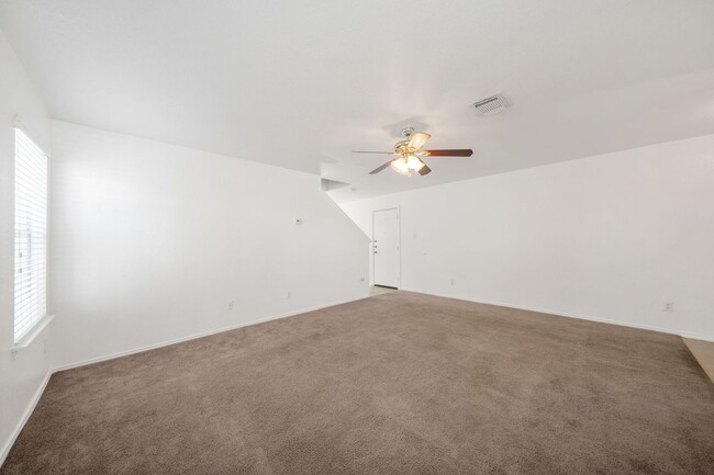 Building Photo - 7 Kenrock Ridge