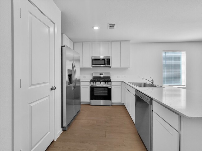 Building Photo - 273 Douglas Hls Dr