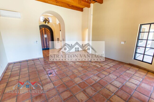 Building Photo - 39614 N 7th St