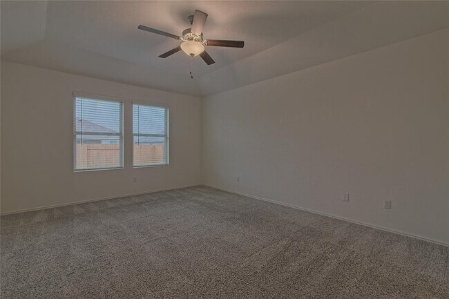 Building Photo - 108 Pumpkin Dr