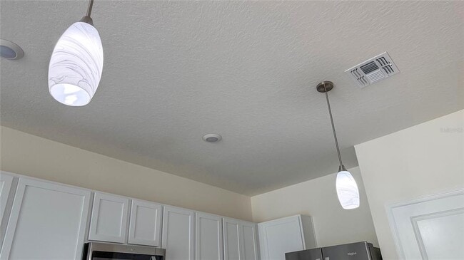 Building Photo - 11071 Crescent Deer Dr
