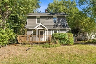 Building Photo - 671 Springdale St