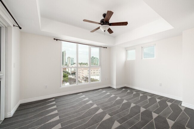 Building Photo - Stunning East Village 2 Bedroom at Nexus! Expansive Balcony! Pet Ok!