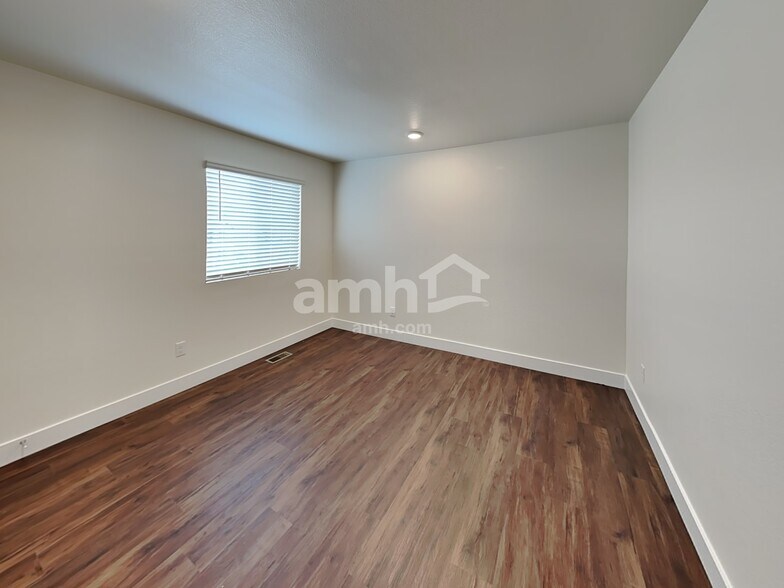 Building Photo - 7608 Mardale Ln
