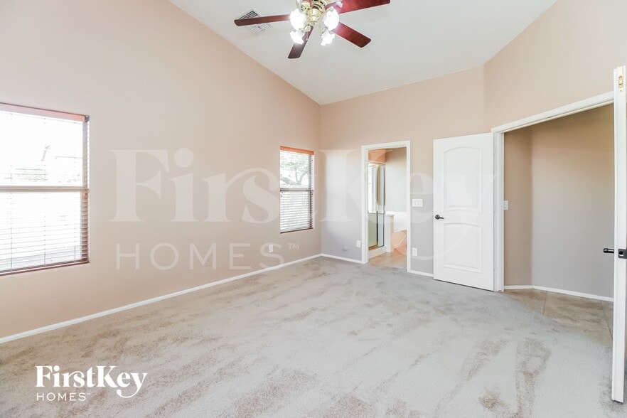 Building Photo - 4270 E Amarillo Dr