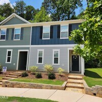 Building Photo - 3000 Spline Cir