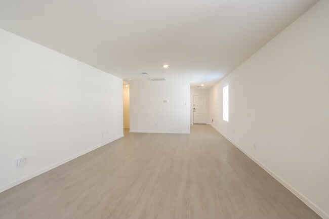 Building Photo - 10706 Lavender Cotton Ln