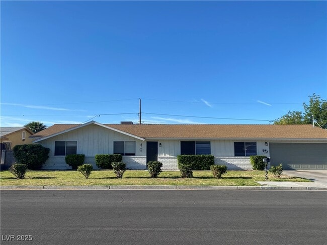 Primary Photo - 4765 E Mohave Ave