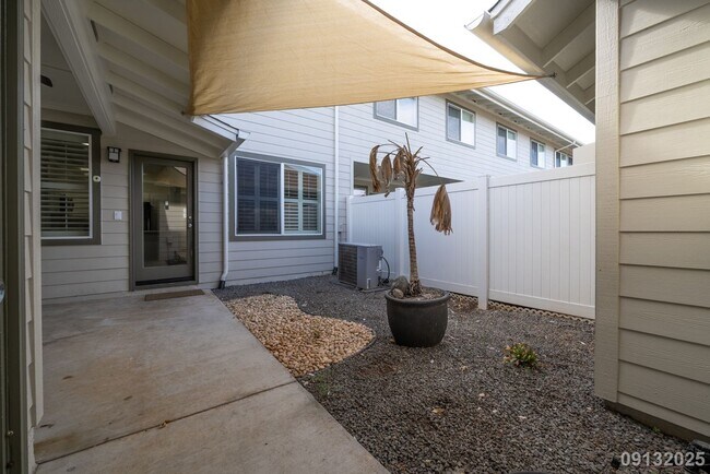 Building Photo - 3 Bed 3 Bath in Hoakalei