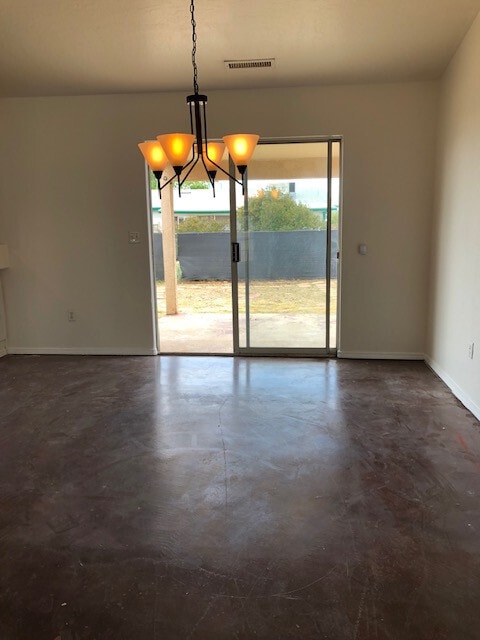 Building Photo - No HOA! Three Bedroom Home in Prescott Valley