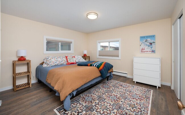 Building Photo - Secluded Cottage with ALL THE VIEWS