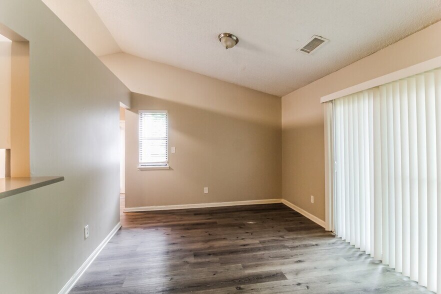 Building Photo - 5396 Kelleys Mill Cir