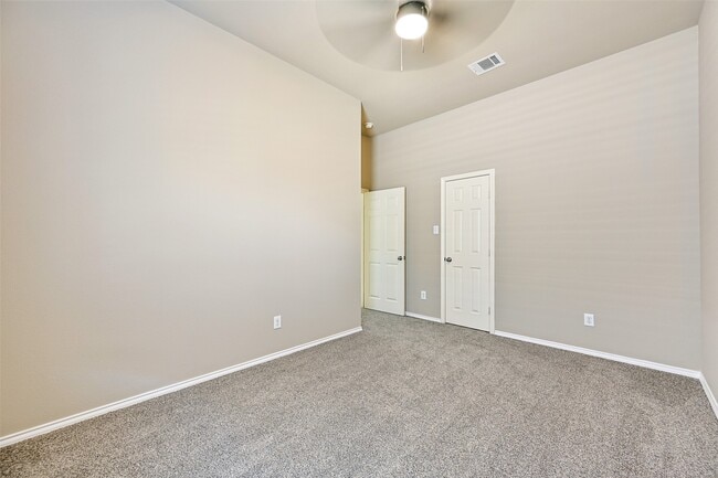 Building Photo - 3258 Gladewater Ln