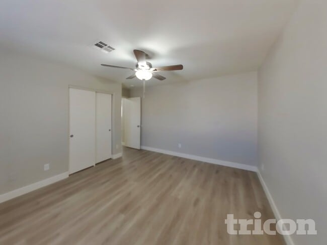 Building Photo - 1110 Edgestone Mark Ave