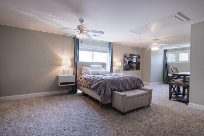 Building Photo - Beautiful home in Charleston walk community!
