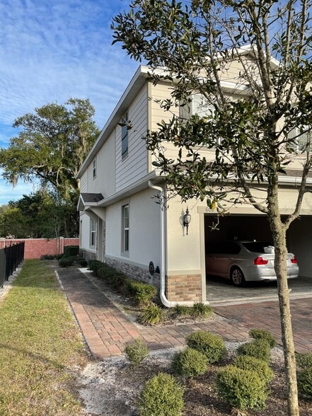 garage and outside - 608 Bethesda Ct