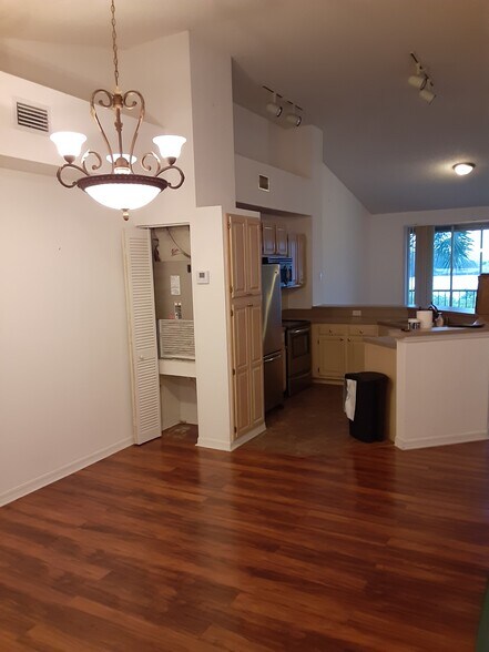 Building Photo - 1109 Normandy Trace Rd
