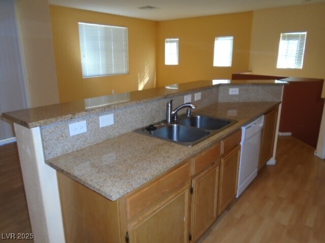 Building Photo - 3913 Sweet Pine St