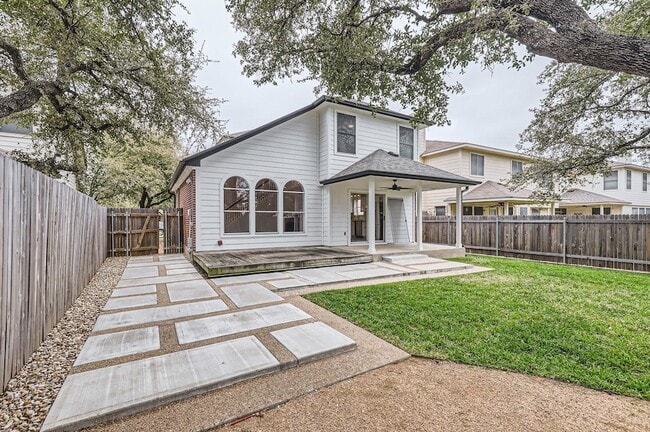 Building Photo - 14417 Mowsbury Dr