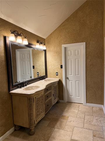 Building Photo - 6706 Springmeadow Ln