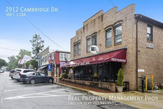 Building Photo - 2912 Cambridge Dr