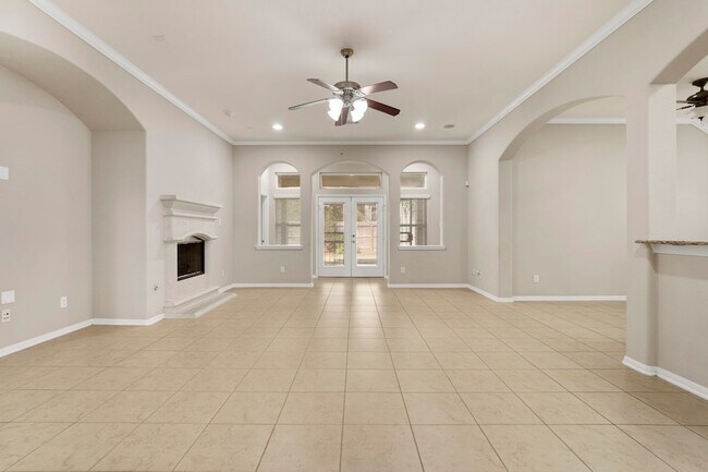 Building Photo - 314 Trillium Dr
