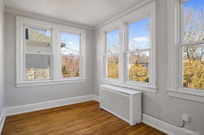 Building Photo - 135 Webster Ave