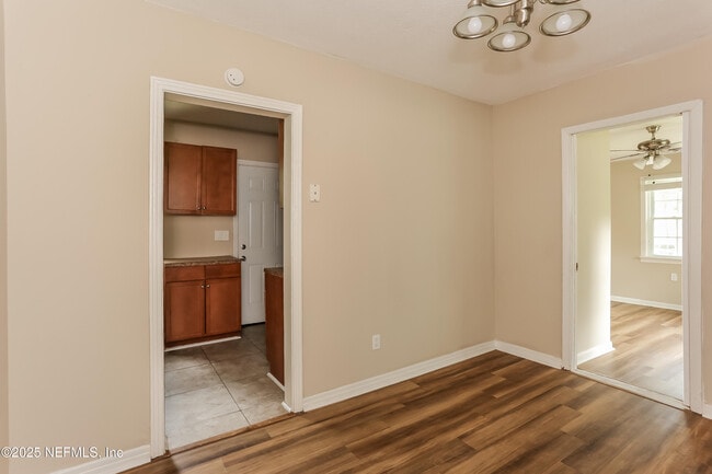 Building Photo - 3114 N 3rd St Cir