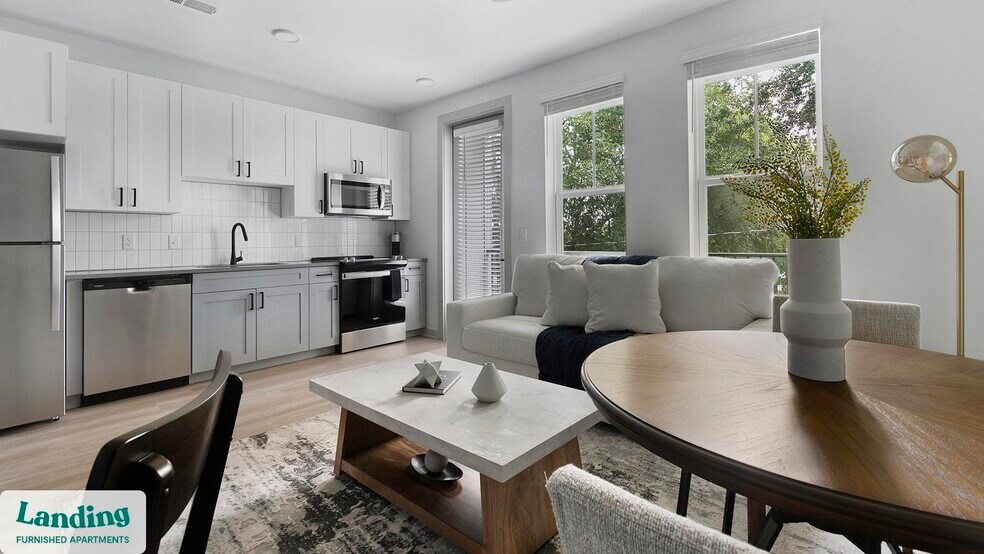 Building Photo - 1148 N Main St