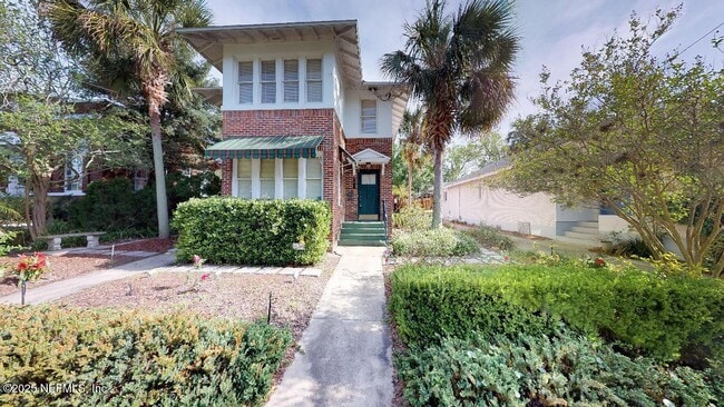 Building Photo - 2044 Forbes St