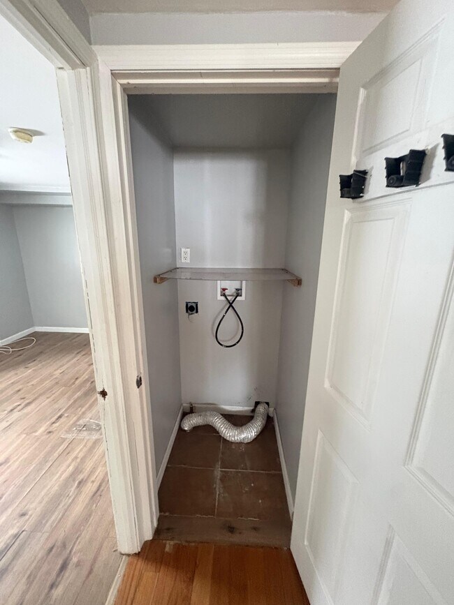 Building Photo - 10 Paradise Trail