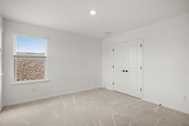 Building Photo - 236 Wingstem Wy