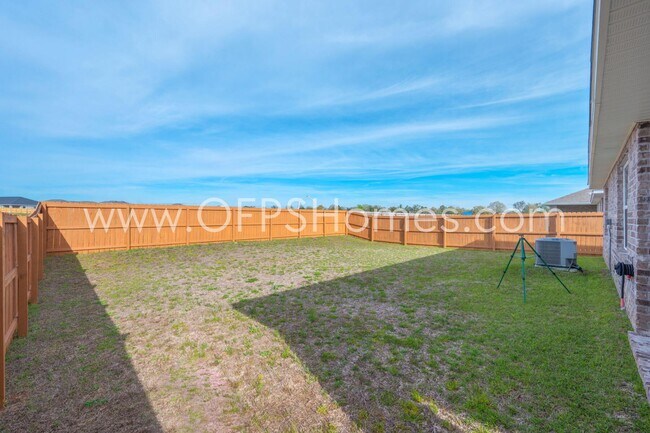 Building Photo - 4618 Naval Ct