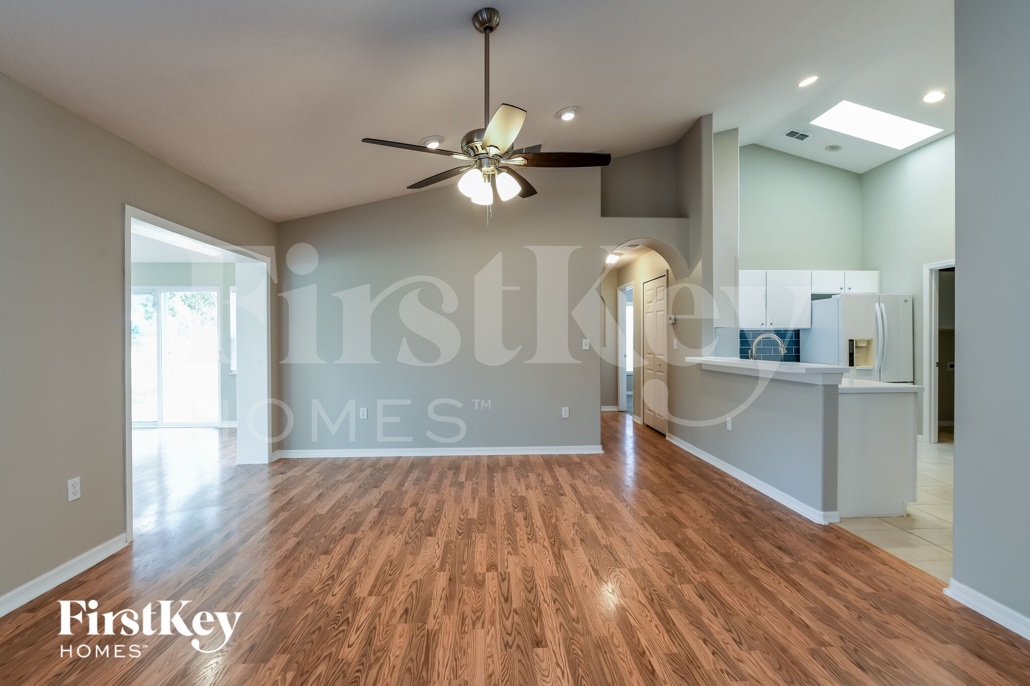 Building Photo - 15105 Greater Groves Blvd